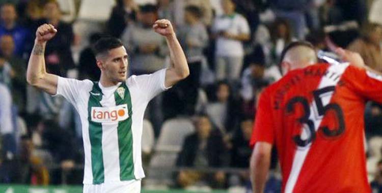 Sergi Guardiola celebra un triunfo en su anterior etapa como blanquiverde.