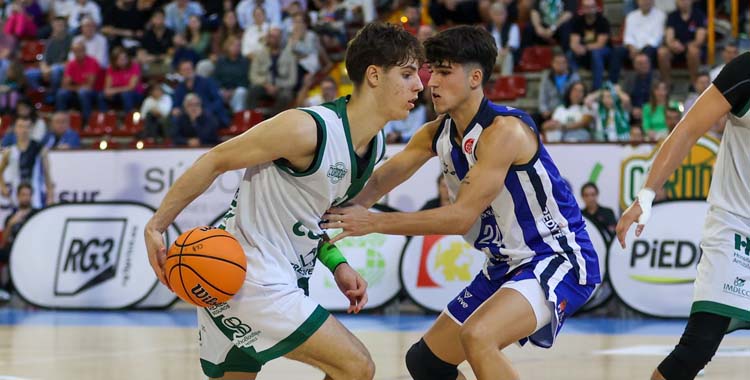 Guille del Pino en un partido del Coto Córdoba.