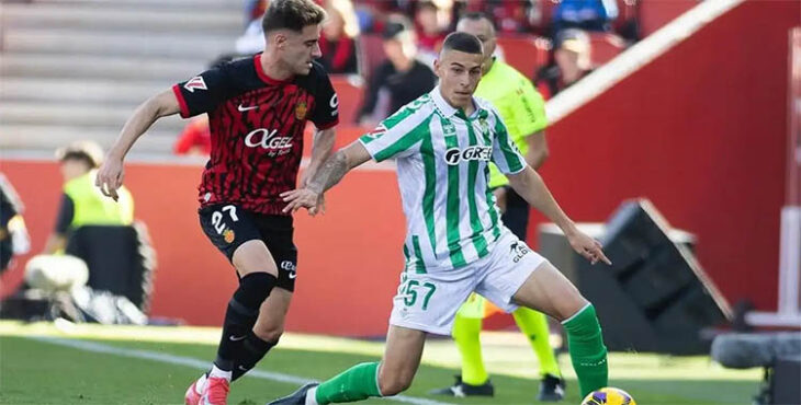 Sergio Arribas Prieto en su debut en Primera División con el Real Betis en Mallorca.