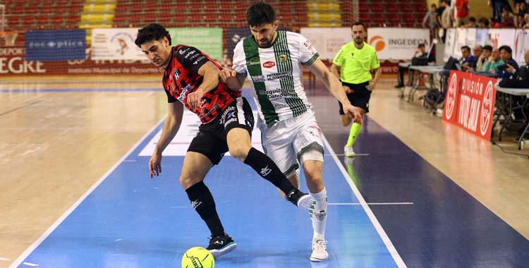 Mykytiuk en un partido del Córdoba Patrimonio en Vista Alegre.