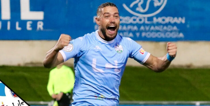 David Agudo celebrando un tanto como celeste. Foto: @CiudaddeLucena