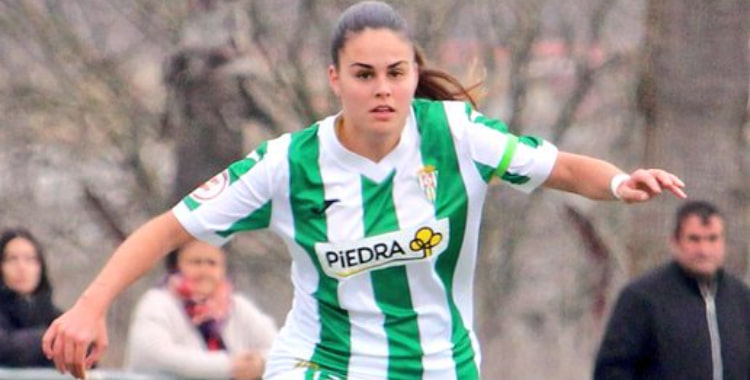 María Morilla con la elástica cordobesista. Foto: @CordobaFemenino