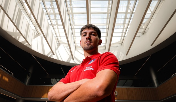 Matías Barboza luciendo ya elástica rojiblanca. Foto: Atlético de Madrid