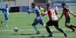 Un lance de un partido entre Salerm Puente Genil y Xerez CD años atrás. Foto: Xerez CD