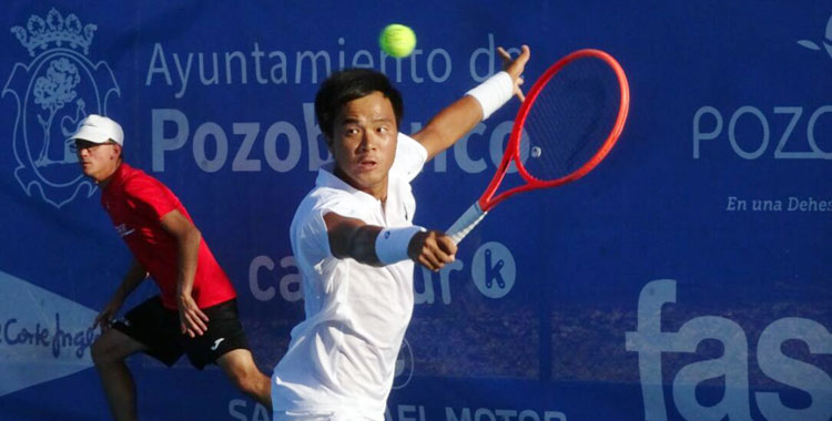 Fajing Sun ya está entre los ocho mejores del Open. Foto: www.tenispozoblanco.com