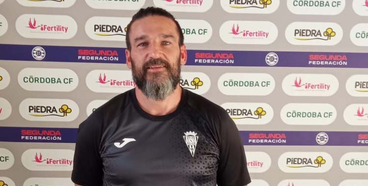 Sergio Guillén seguirá al frente del Córdoba Femenino.