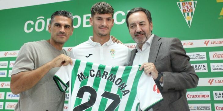 Mariano Carmona entre Antonio Fernández Monterrubio y Juanito.