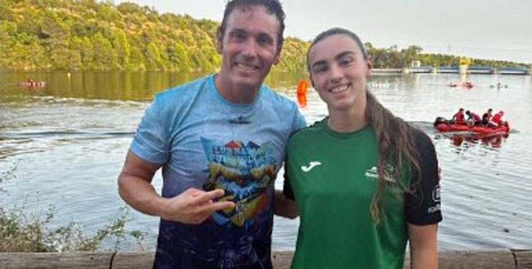 Dos de los vencedores de la prueba celebrada en Hornachuelos. Foto: Club Natación Córdoba