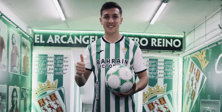 Alberto del Moral, deseando triunfar como blanquiverde. Foto: CCF