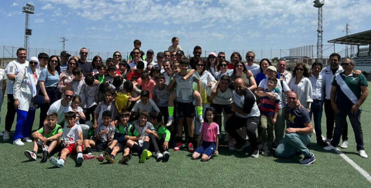 Una foto de familia del Alevín A del Pozoblanco 2024-25. Foto: CD Pozoblanco