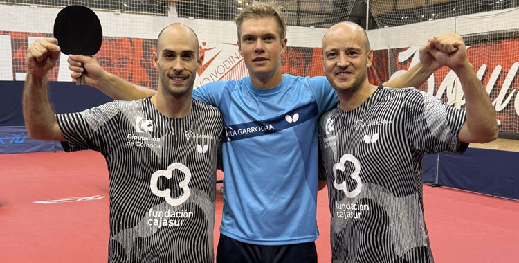 Calvo, Soderlund y Machado volvieron a bastarse ante el Ostrava checo. Foto: Real Cajasur Priego TM
