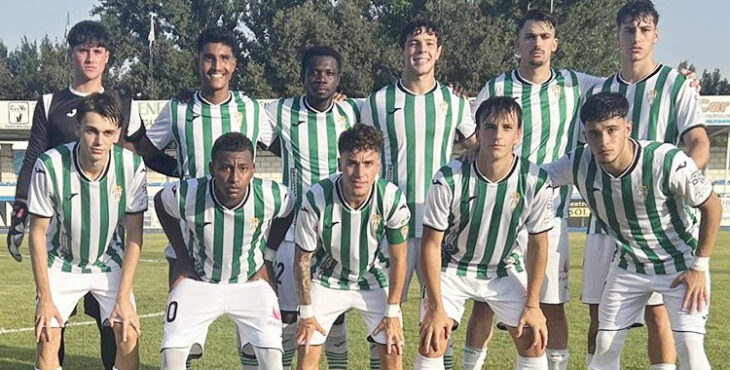 El once de partida del Córdoba en La Isla, feudo del CD Coria. Foto: @Cantera_CCF