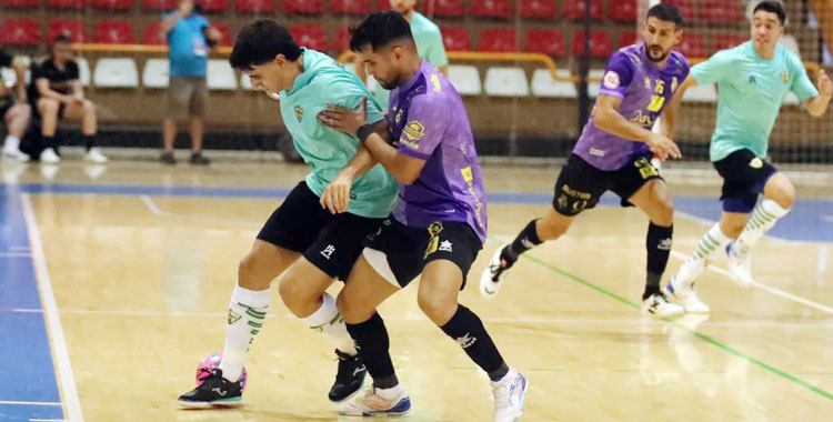 Damián Mareco, exblanquiverde, marcó el gol de la remontada jiennense. Foto: Edu Luque / Córdoba Futsal