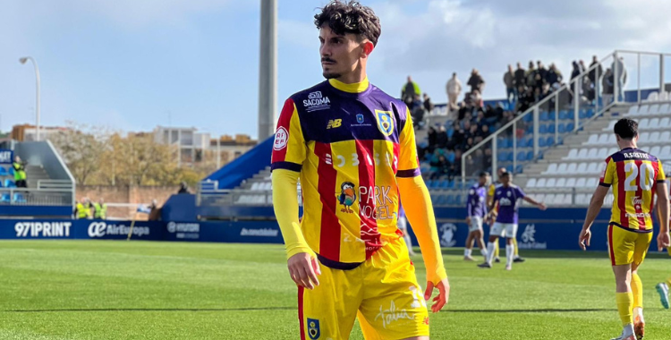 Lalo Hernández jugando con el Andratx antes de fichar por el CD Tudelano