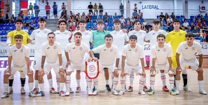 La selección sub19 de España en formación. Foto: @aurecape / Viña Albali Valdepeñas