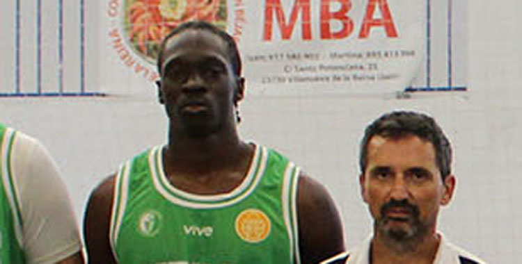 Khadim Diop con la camiseta del Andújar.