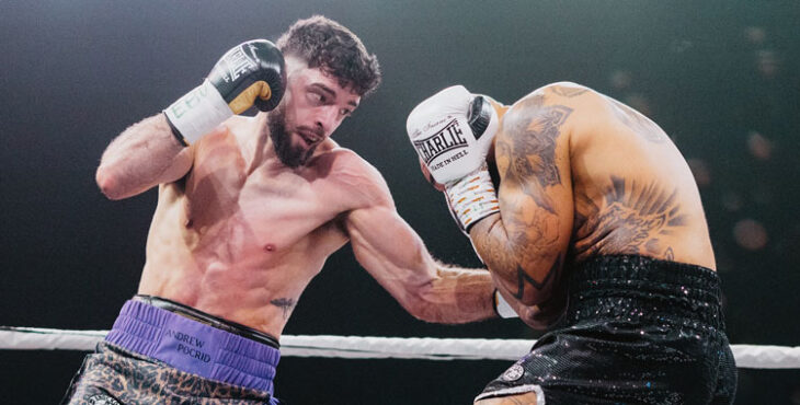 José Luis Navarro Jr. en el combate en el que se hizo con el cinturón Silver EBU.