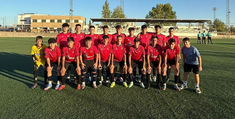 Una imagen del juvenil del Pozoblanco de la temporada 2025-26. Foto: Hoyaldia.com