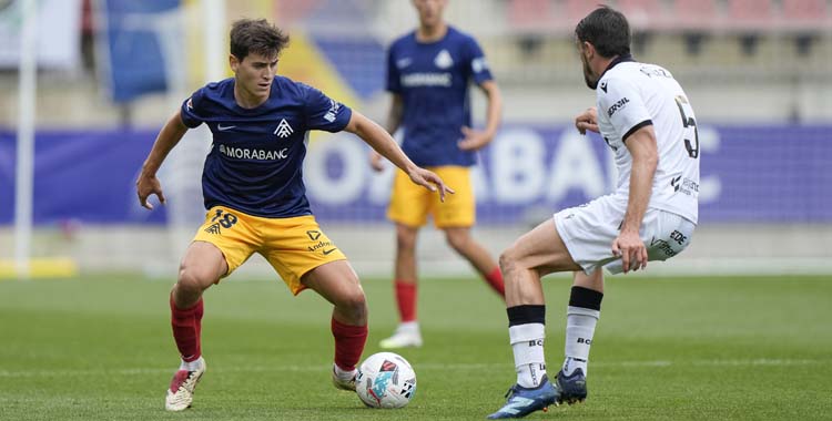 Domènech en el duelo entre el Andorra y el Burgos.