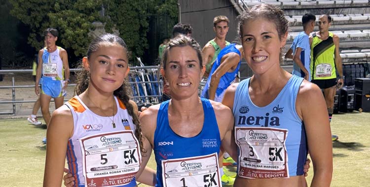 Podio femenino en 5k de la Nocturna de La Fuensanta.