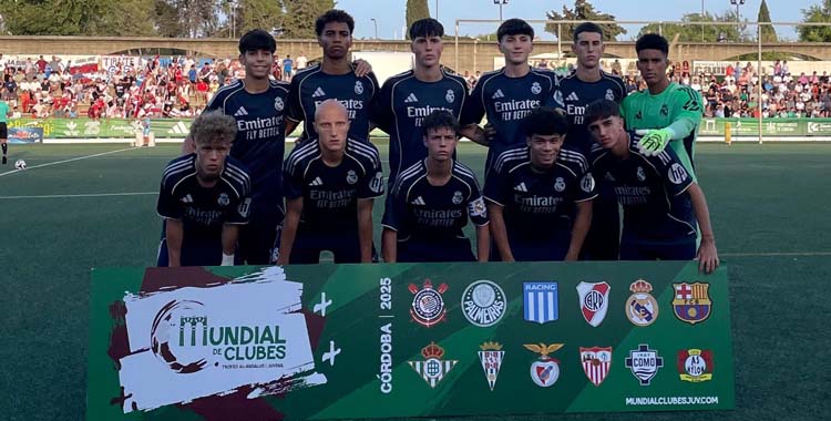 Once del Real Madrid en los cuartos del Mundial de Clubes Juvenil.