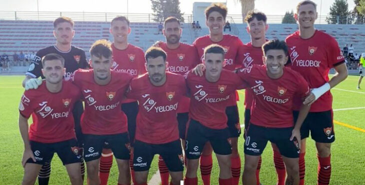 Una formación reciente del cuadro ciezano en la competición liguera. Foto: CD Cieza