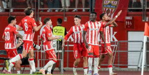 Los jugadores del Almería celebrando uno de sus goles al Zaragoza. Foto: LaLiga Hypermotion