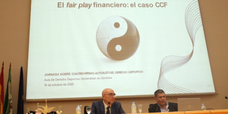 Diego Medina y Francisco Estepa durante su intervención en las conferencia de derecho deportivo de la Universidad de Córdoba.