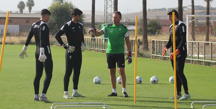Iker Álvarez y Carlos Marín en la vuelta a los entrenamientos.Iker Álvarez y Carlos Marín en la vuelta a los entrenamientos.