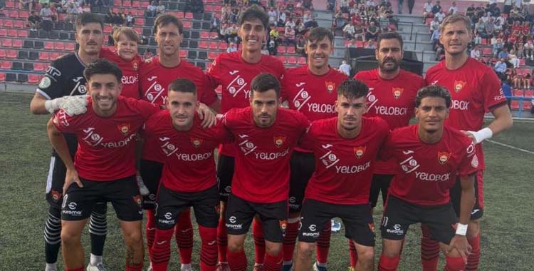 Once del Cieza en un partido de liga.
