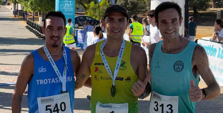 Podio masculino de la Ruta del Aceite de La Victoria.