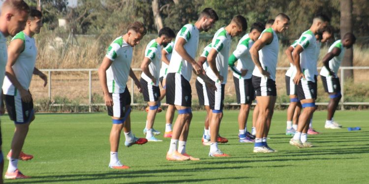 La plantilla del Córdoba CF este viernes en la Ciudad Deportiva.