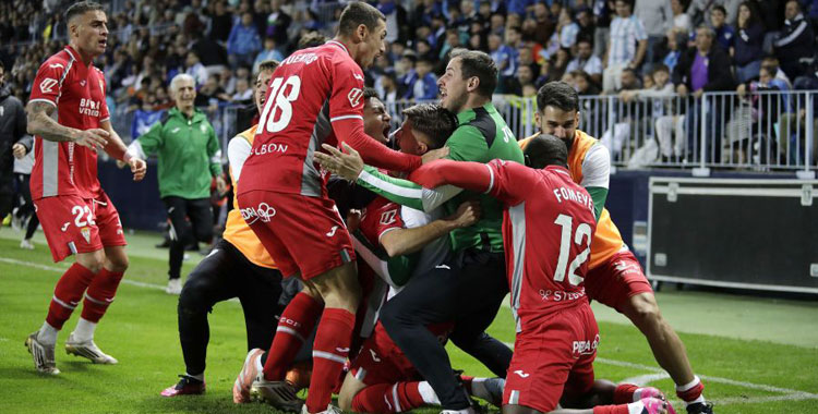 La locura del tanto del Córdoba para el 2-2 en Málaga. Foto: LaLiga Hypermotion