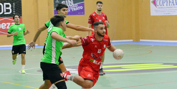 Los cajistas debieron sudar para acabar con el Mijas. Foto: Rafa Barroso / CBM