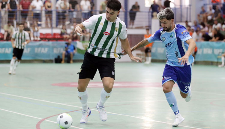 Un momento del cruce de Copa Andalucía al que hace referencia Emanuel Santoro. Foto: Edu Luque / Córdoba Futsal