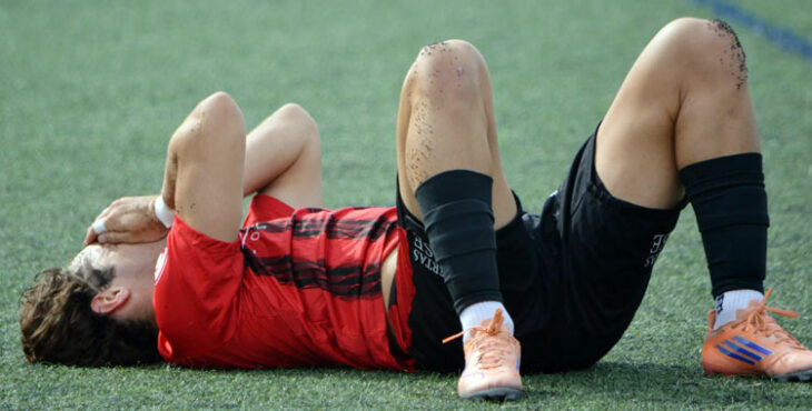 La escuadra rojinegra cosechó su segunda derrota consecutiva en Lorca. Foto: Tino Navas / Salerm Puente Genil