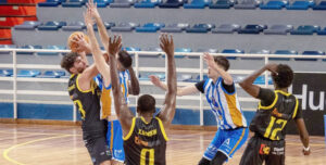 La escuadra minera no encontró un buen resultado en San Fernando. Foto: Kla Verdier / Huelva Comercio Viridis