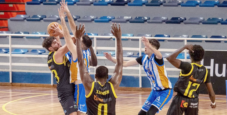La escuadra minera no encontró un buen resultado en San Fernando. Foto: Kla Verdier / Huelva Comercio Viridis