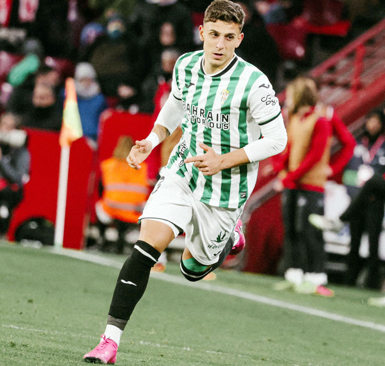 Juan María Alcedo en acción en Los Cármenes. Foto: CCF