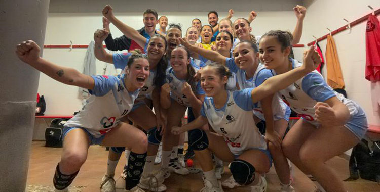 La felicidad del Deza Córdoba de Balonmano en Los Sueños. Foto: CBM