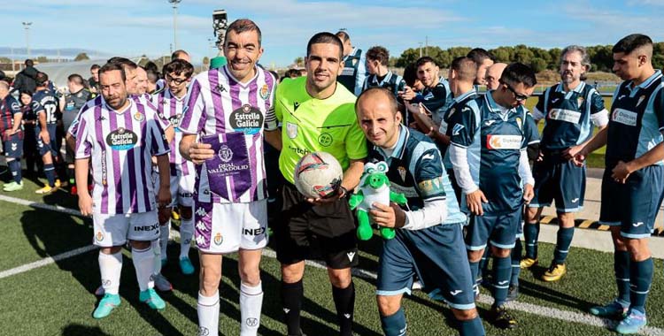 Jugadores del Córdoba y el Valladolid en la primera jornada de LaLiga Genuine.
