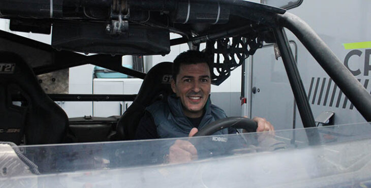 Fernando Mesa a los mandos de su Yamaha TT.