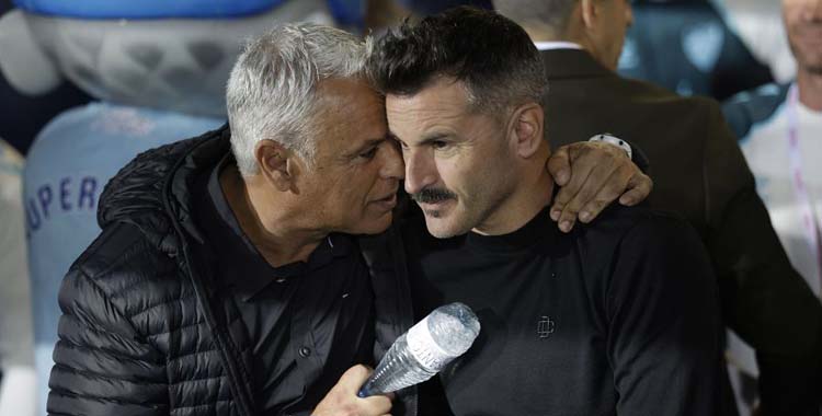 Pellicer conversa con Ania antes del último derbi.