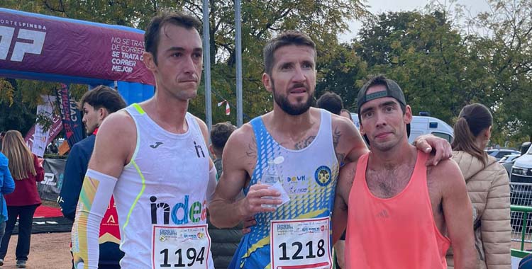 Podio de la Running Series AJE.