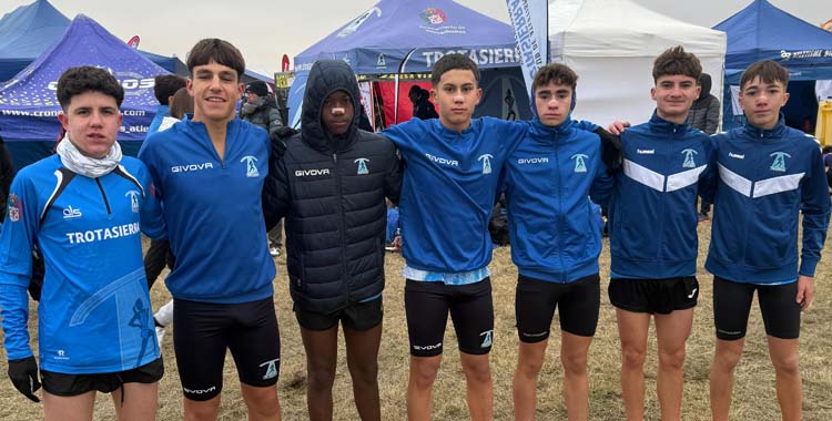 Componentes del Trotasierra en Atapuerca.