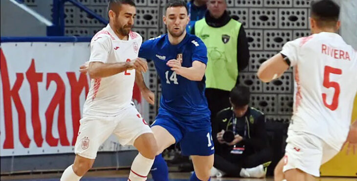 Cecilio en un lance del encuentro. Foto: Federación Serbia / RFEF