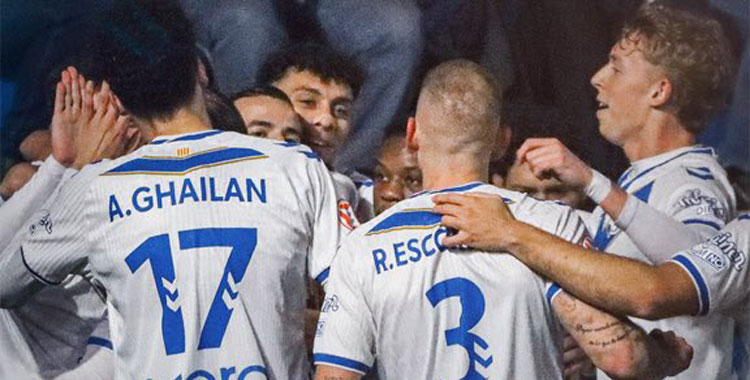 El Europa de George Andrews celebrando uno de sus goles al Antequera. Foto: @CEEuropa