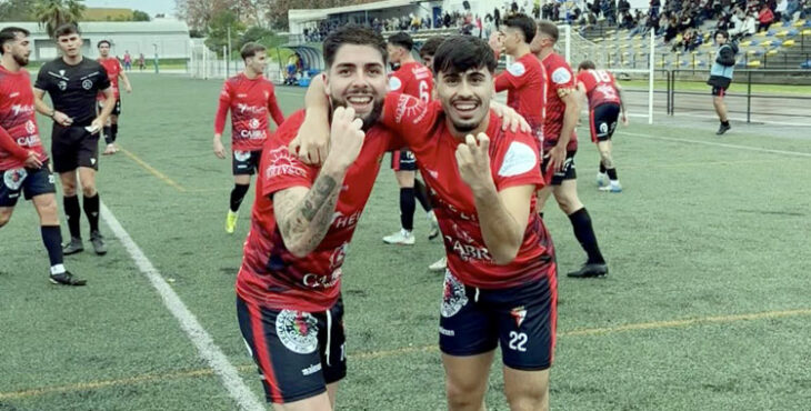 La celebración de uno de los goles del cuadro de Cabra. Foto: Hélity Egabrense