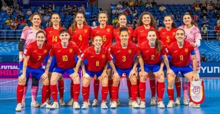 Las jugadoras de Claudia Pons en el partido de tercer y cuarto puesto frente Argentina