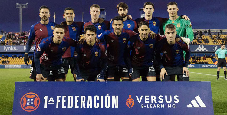 Ramón Vila fue clave en el empate azulgrana ante el Alcorcón de Mariano Carmona. Foto: CD Eldense